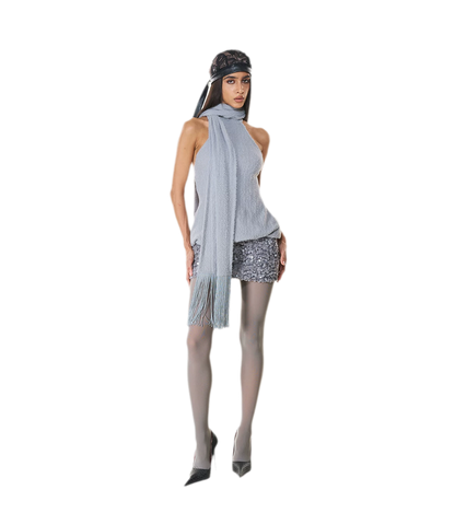 Robe pelucheuse à encolure dos nu et froncée