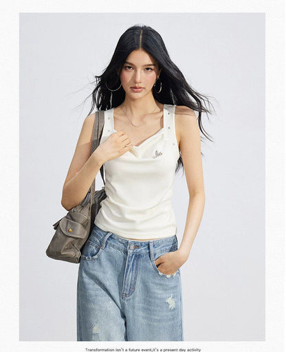 Star Pleated Sleeveless Top