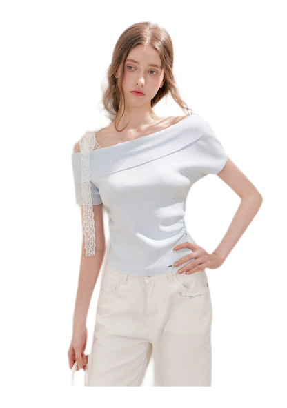 Lace Trim Ruched Knit Top