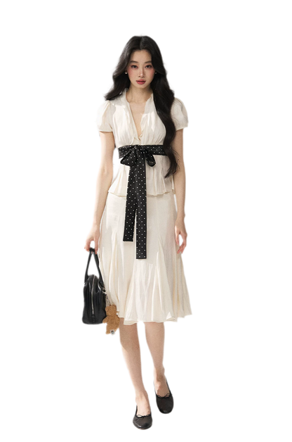 Tie Waist V Neck Tee