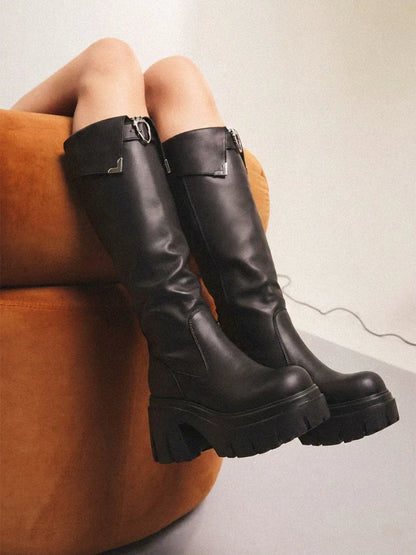 Smooth Wrap Strap Knee Boots