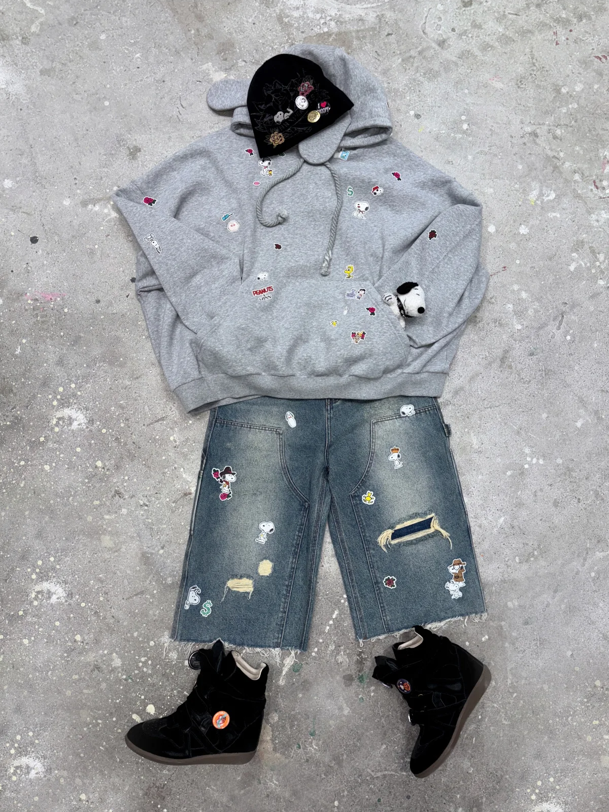 Washed Distressed Cropped Jeans