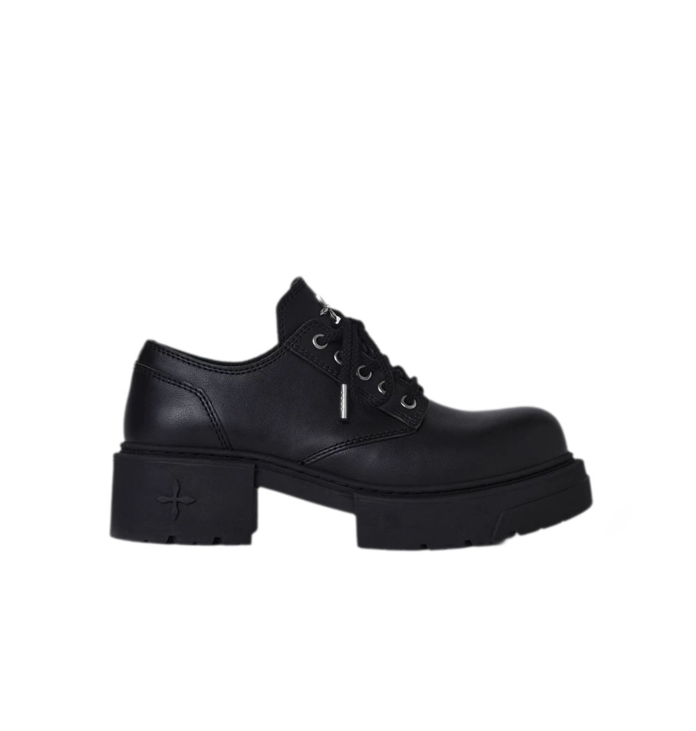 Statue Derby Shoes