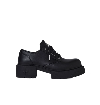 Statue Derby Shoes