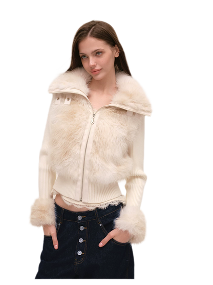 Taillierte Jacke mit Kunstpelz und Stehkragen