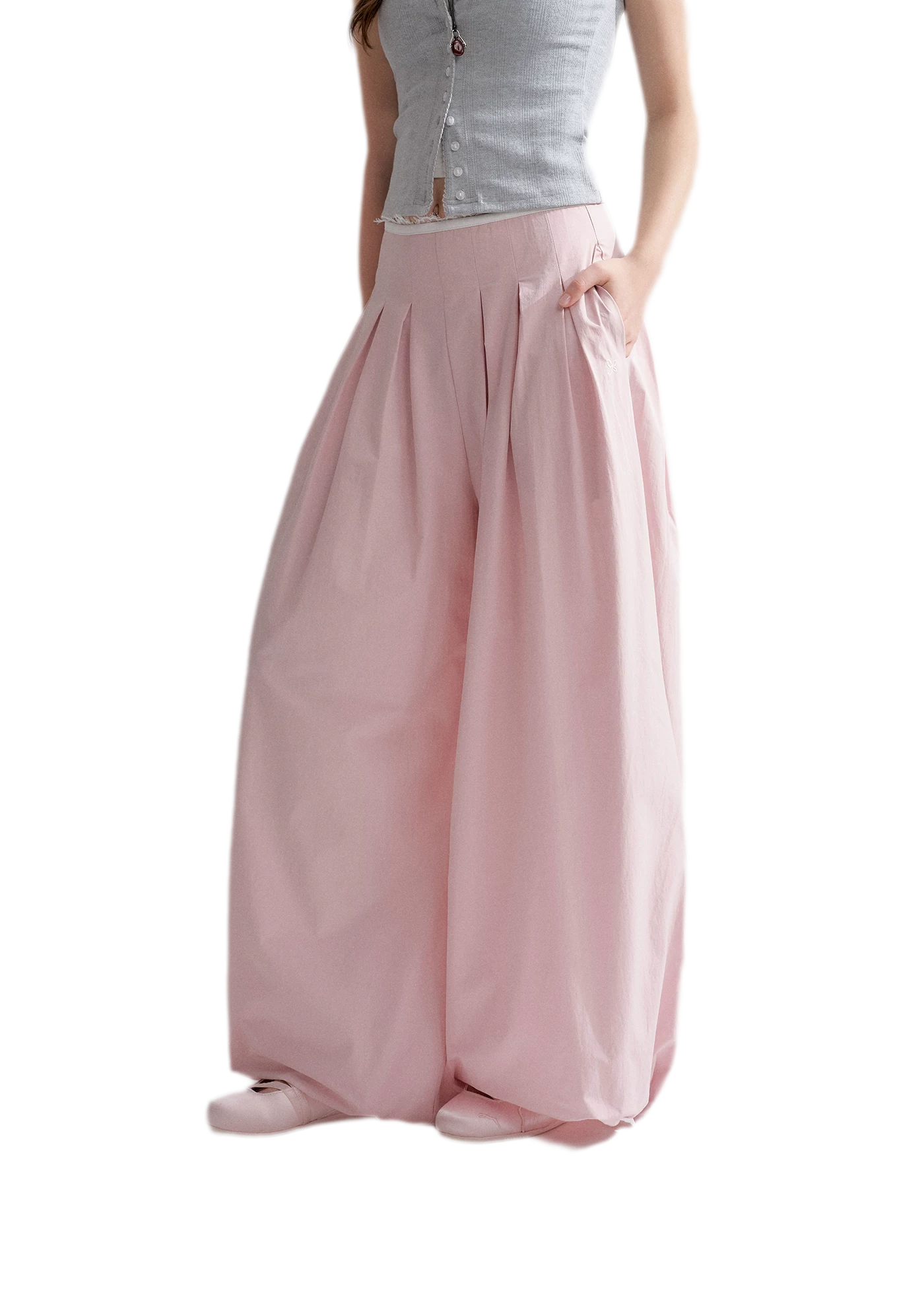 Lightweight Pleated Balloon Pants