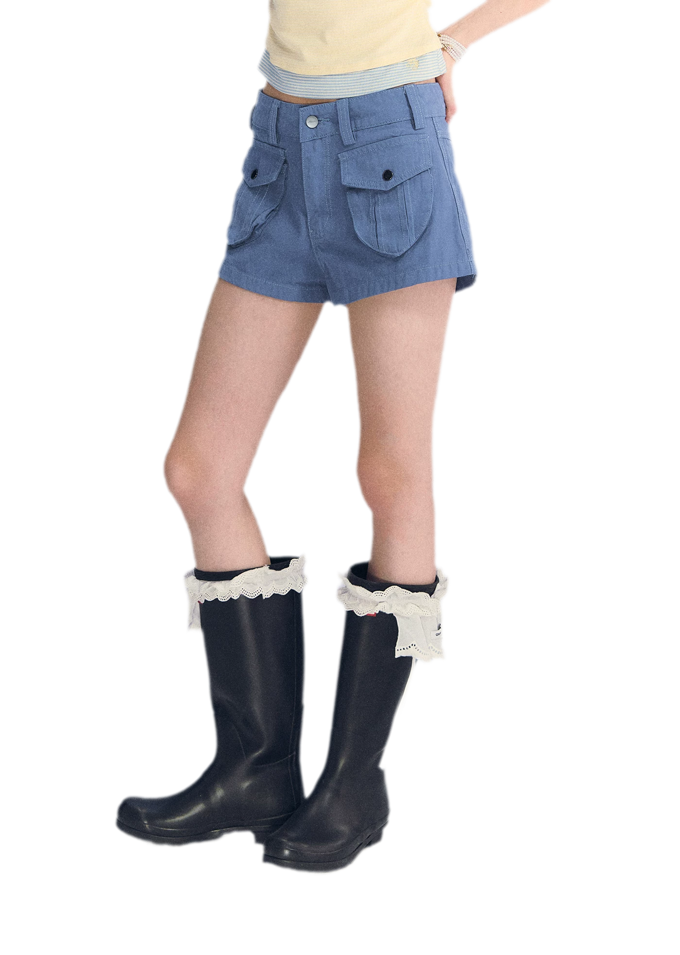 Low-Waist Cargo Shorts