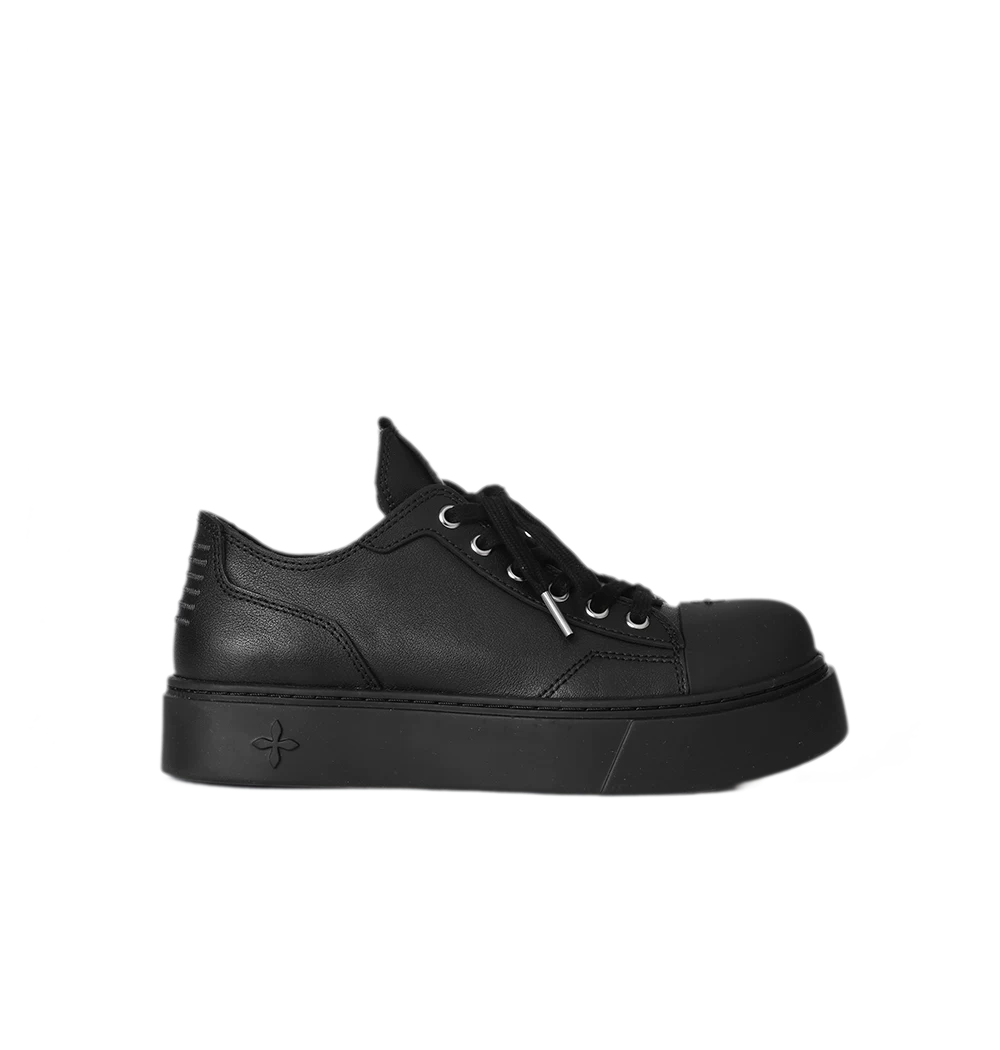 Classic Low-Top Leather Sneakers