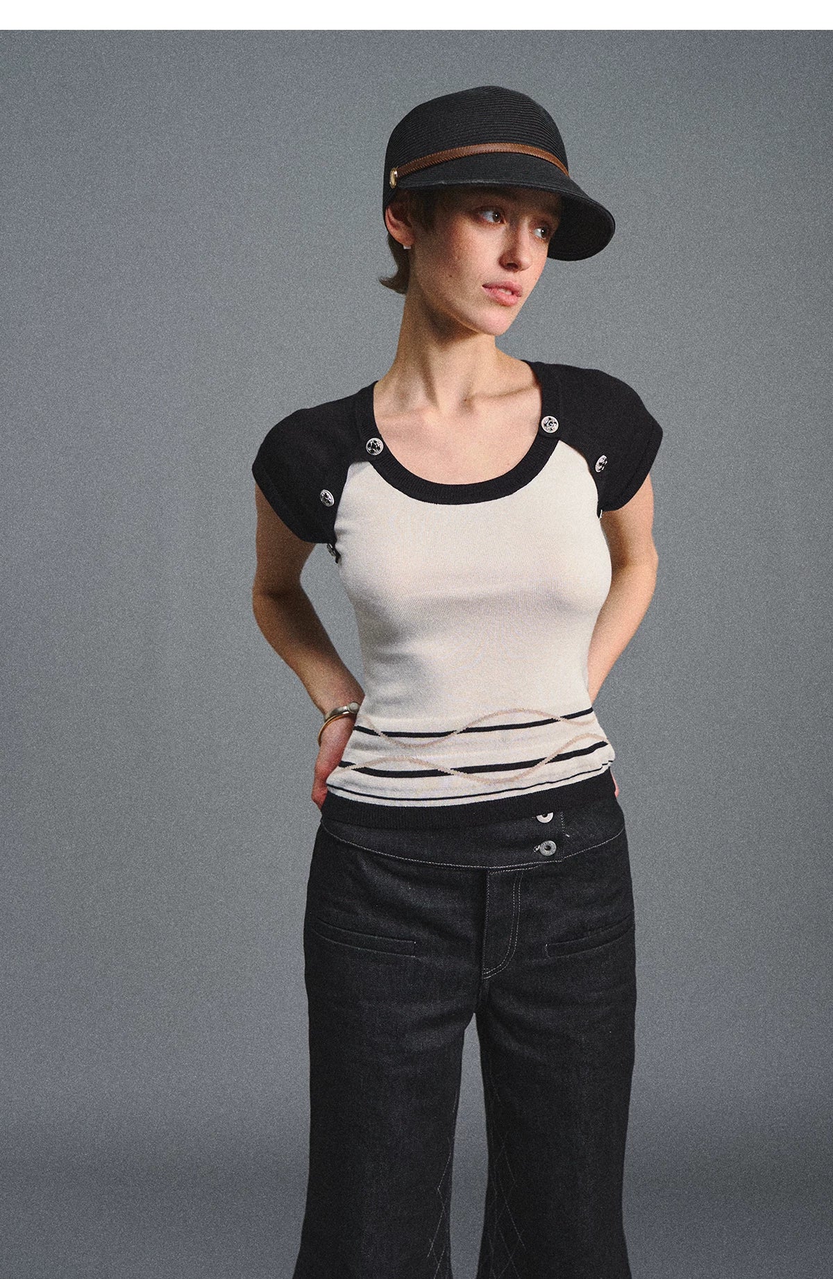 Color Block U-Neck Short Sleeve T-Shirt
