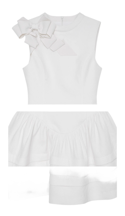 Elegant Summer Dress with Side Bow Detail