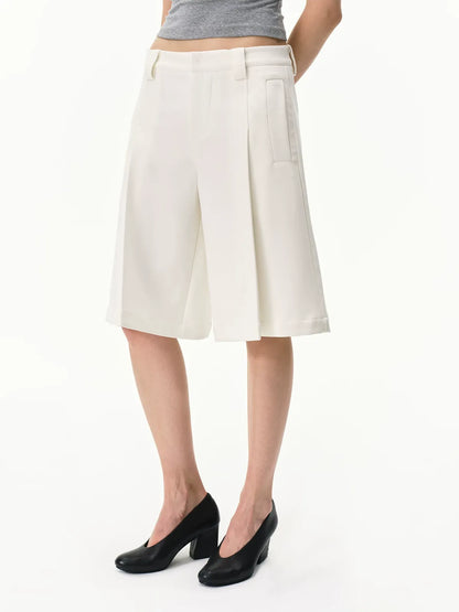 Pleated Bermuda Shorts