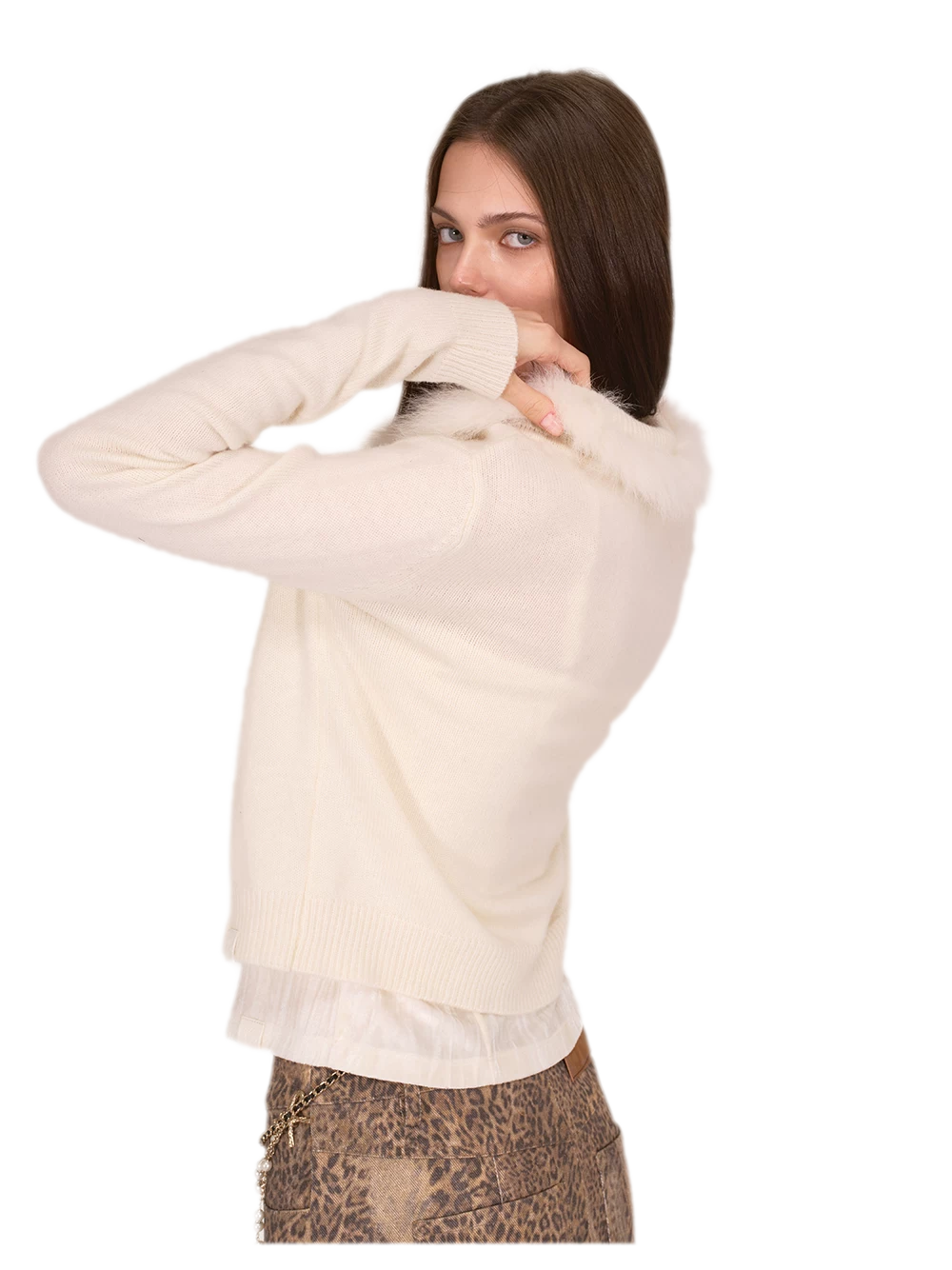 Gilet court en maille avec bordure en fourrure de renard