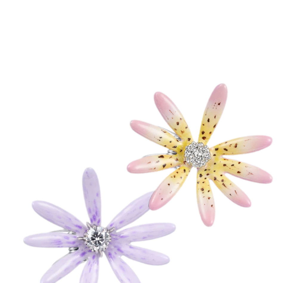 Metallic Daisy Flower Hair Clip