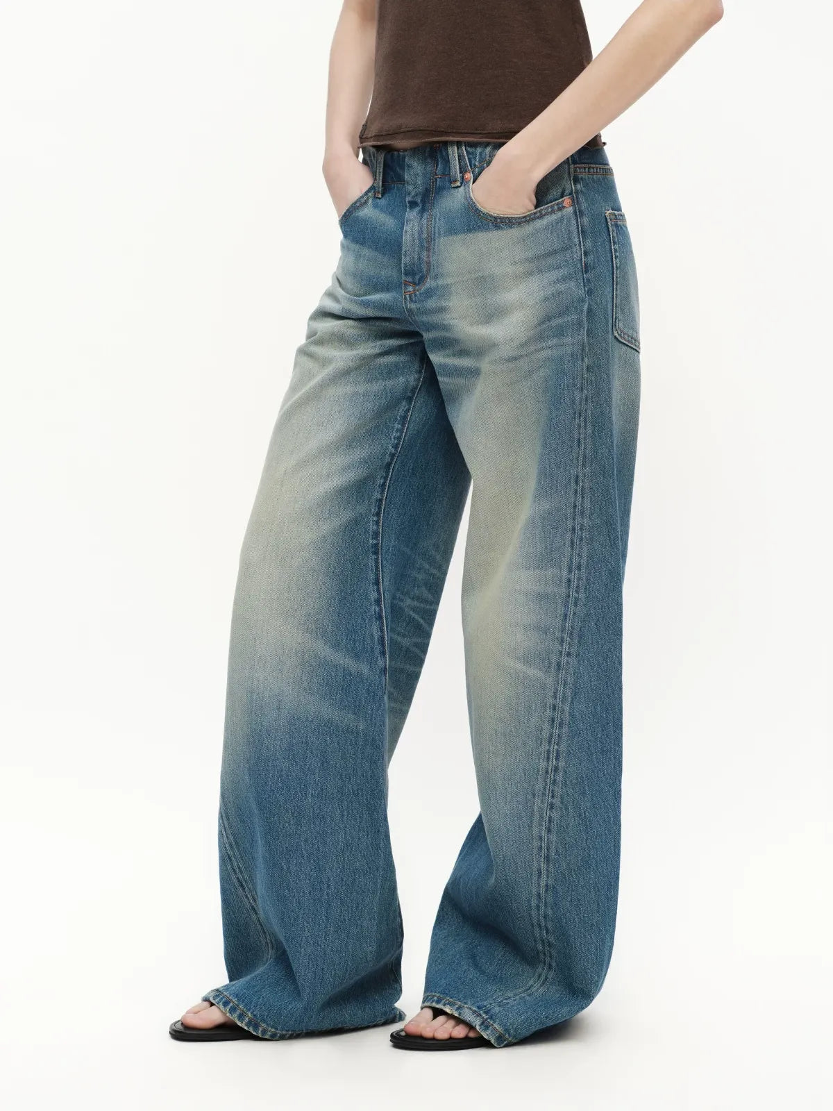 Vintage Wash Wide Jeans