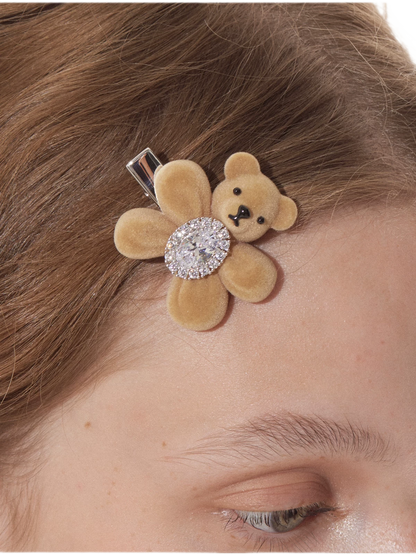 Pinza para el cabello con oso flocado y piedras preciosas