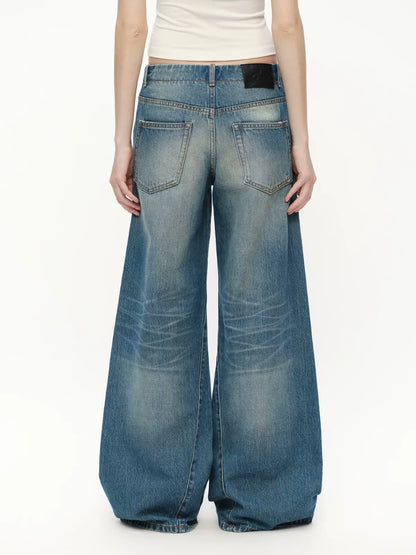 Vintage Wash Wide Jeans