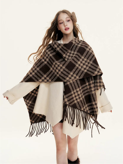 Fleece Checked Fringe Poncho