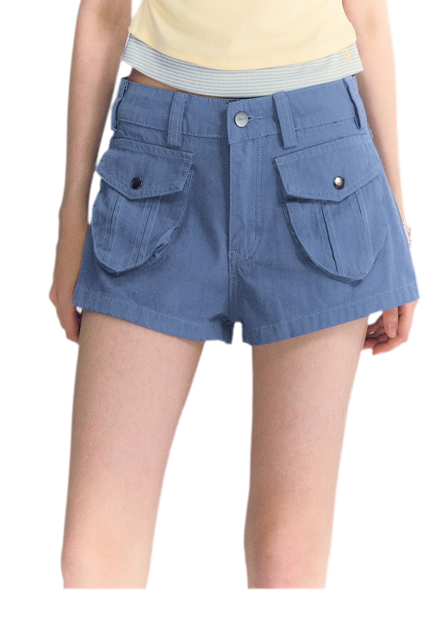 Low-Waist Cargo Shorts