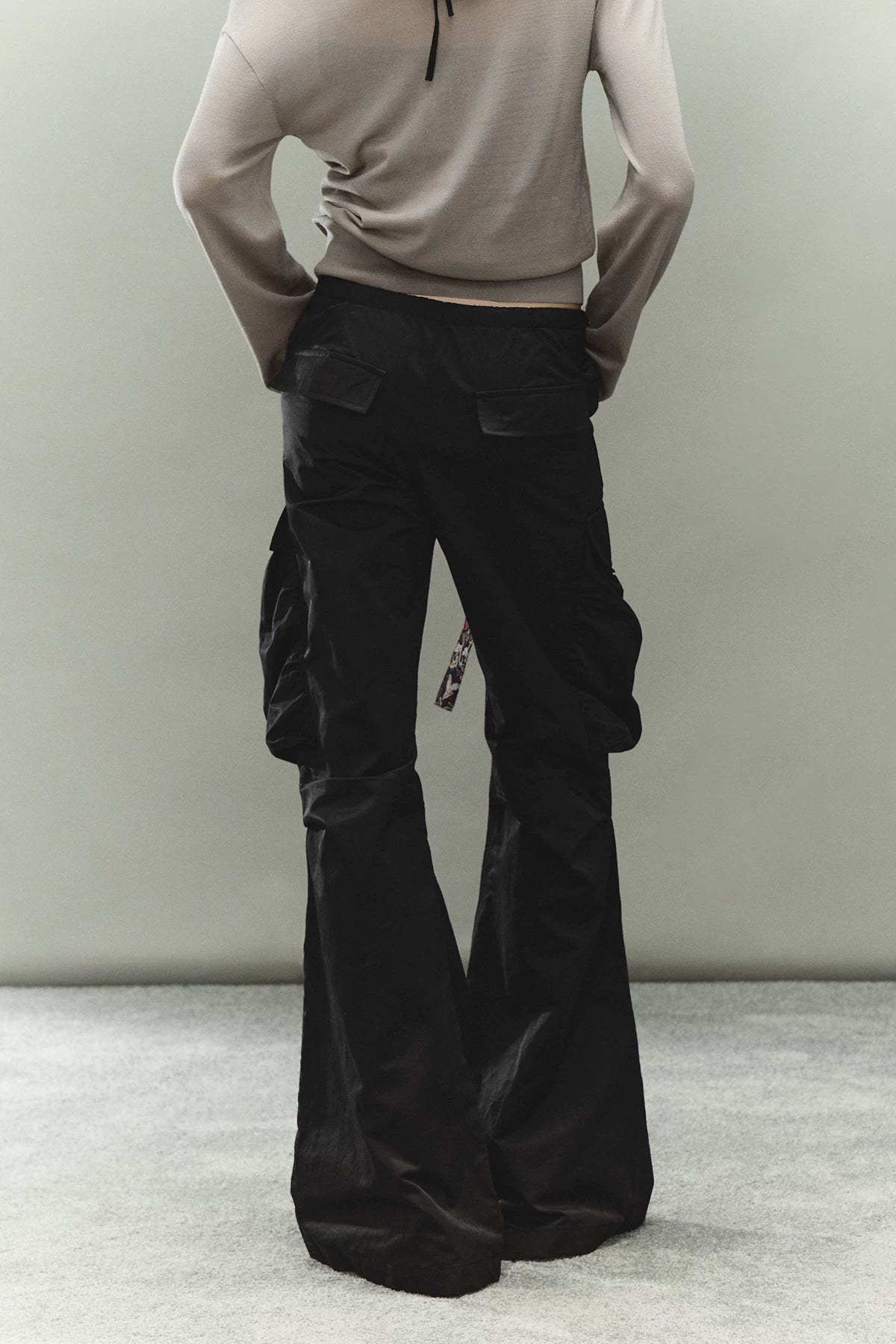 Printed Waistband Drawstring Multi-Pocket Low-Waist Cargo Pants
