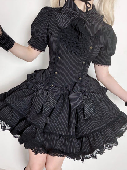 Bộ áo blouse và chân váy Lolita kẻ sọc