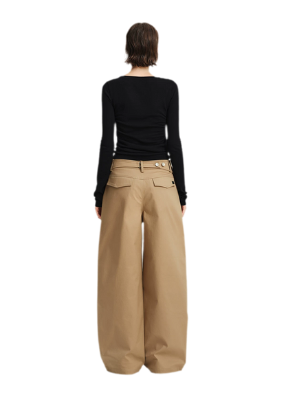 Top in maglia slim arricciato in lana