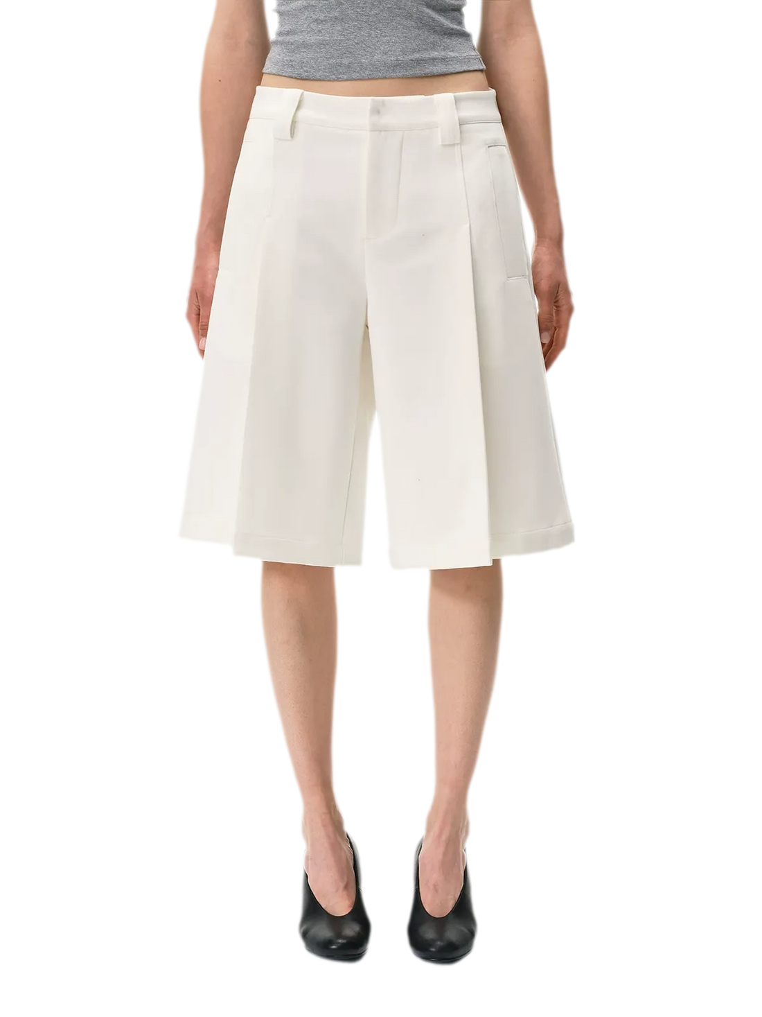 Pleated Bermuda Shorts
