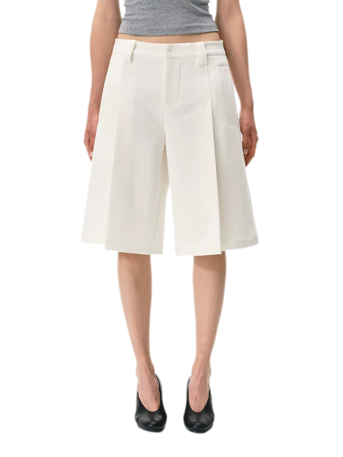 Pleated Bermuda Shorts