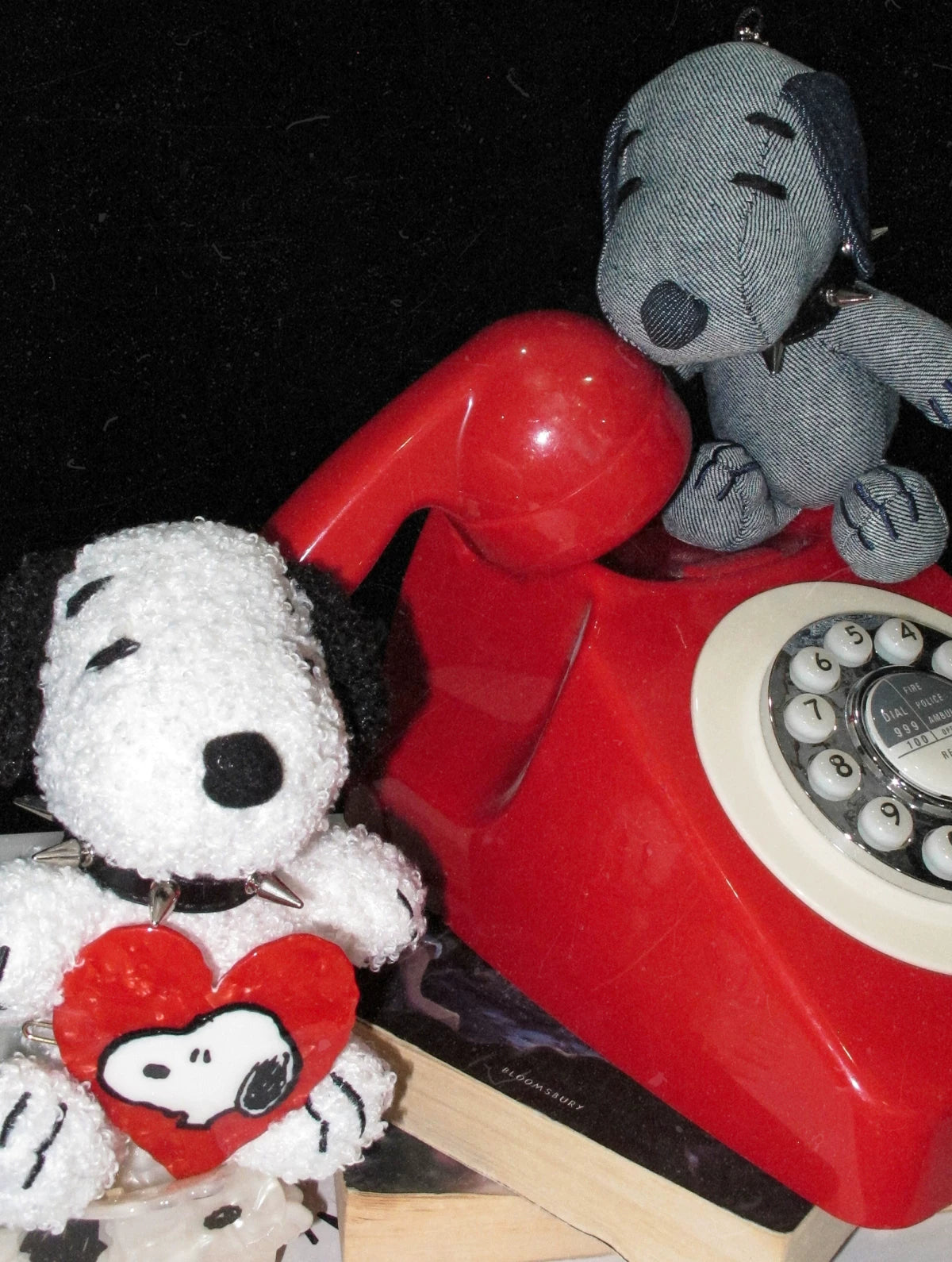 Studded Collar Snoopy Keychain