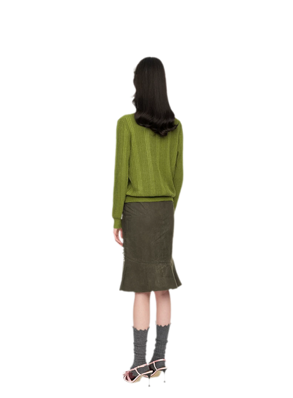 Summer Knit Pullover with Contrasting Collar