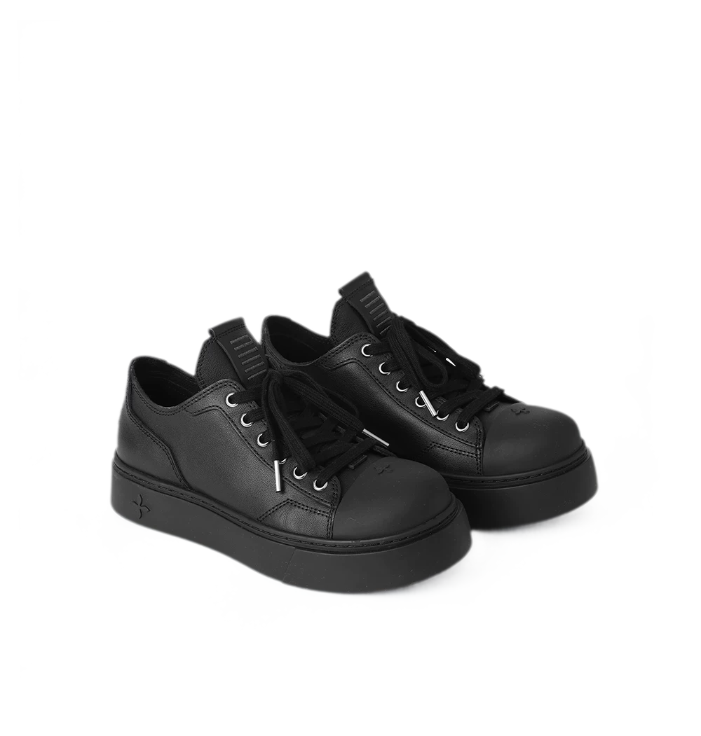 Classic Low-Top Leather Sneakers