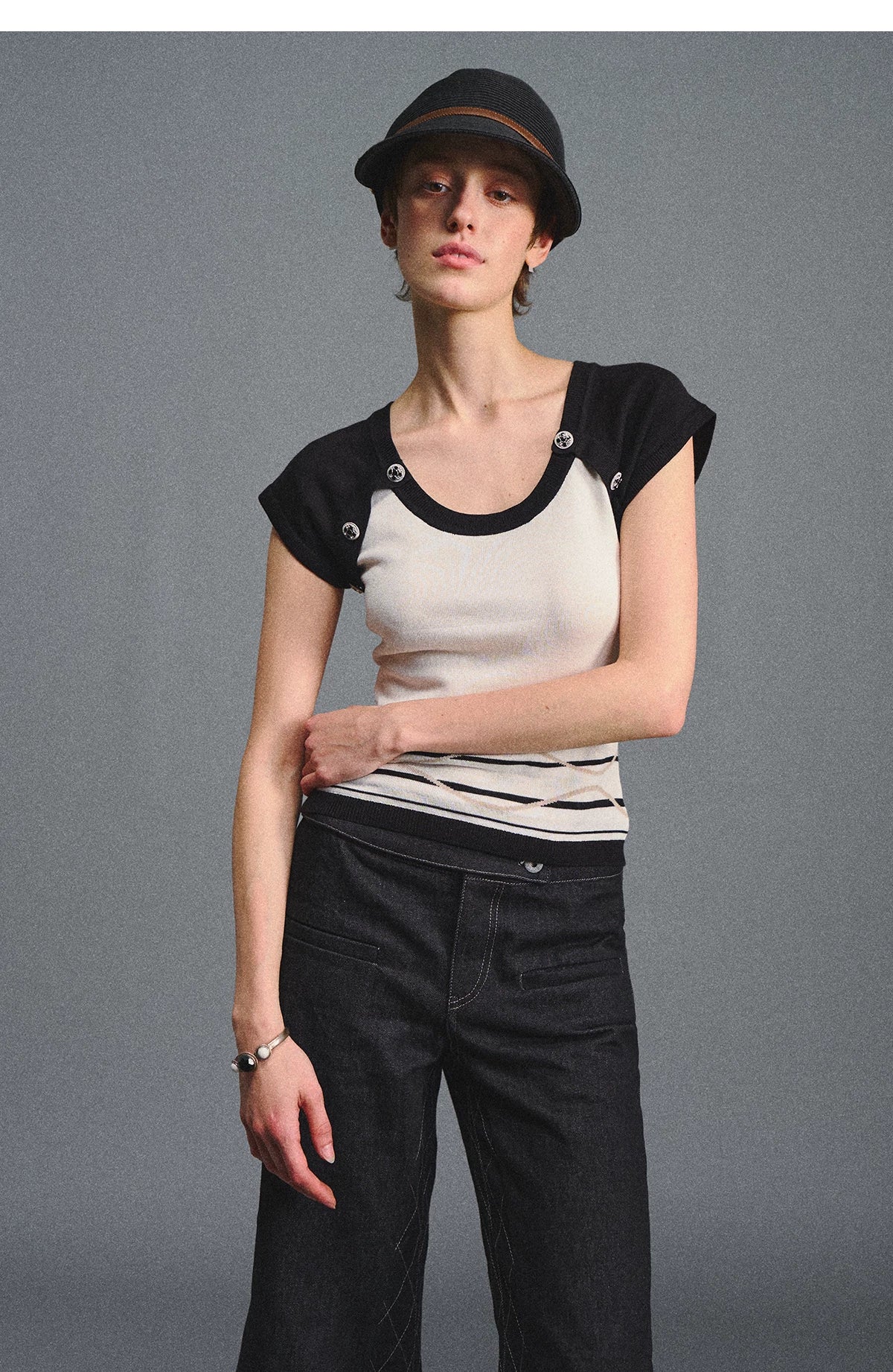 Color Block U-Neck Short Sleeve T-Shirt