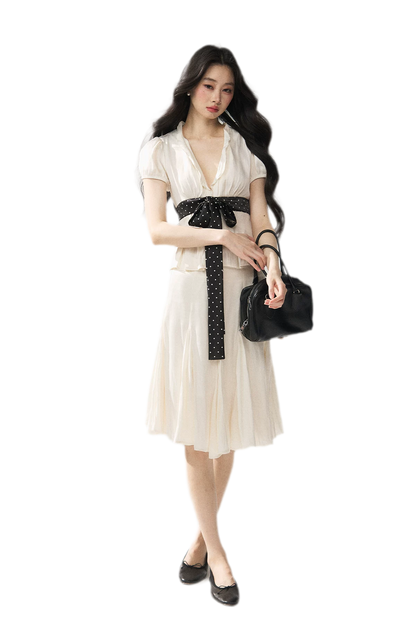 Tie Waist V Neck Tee