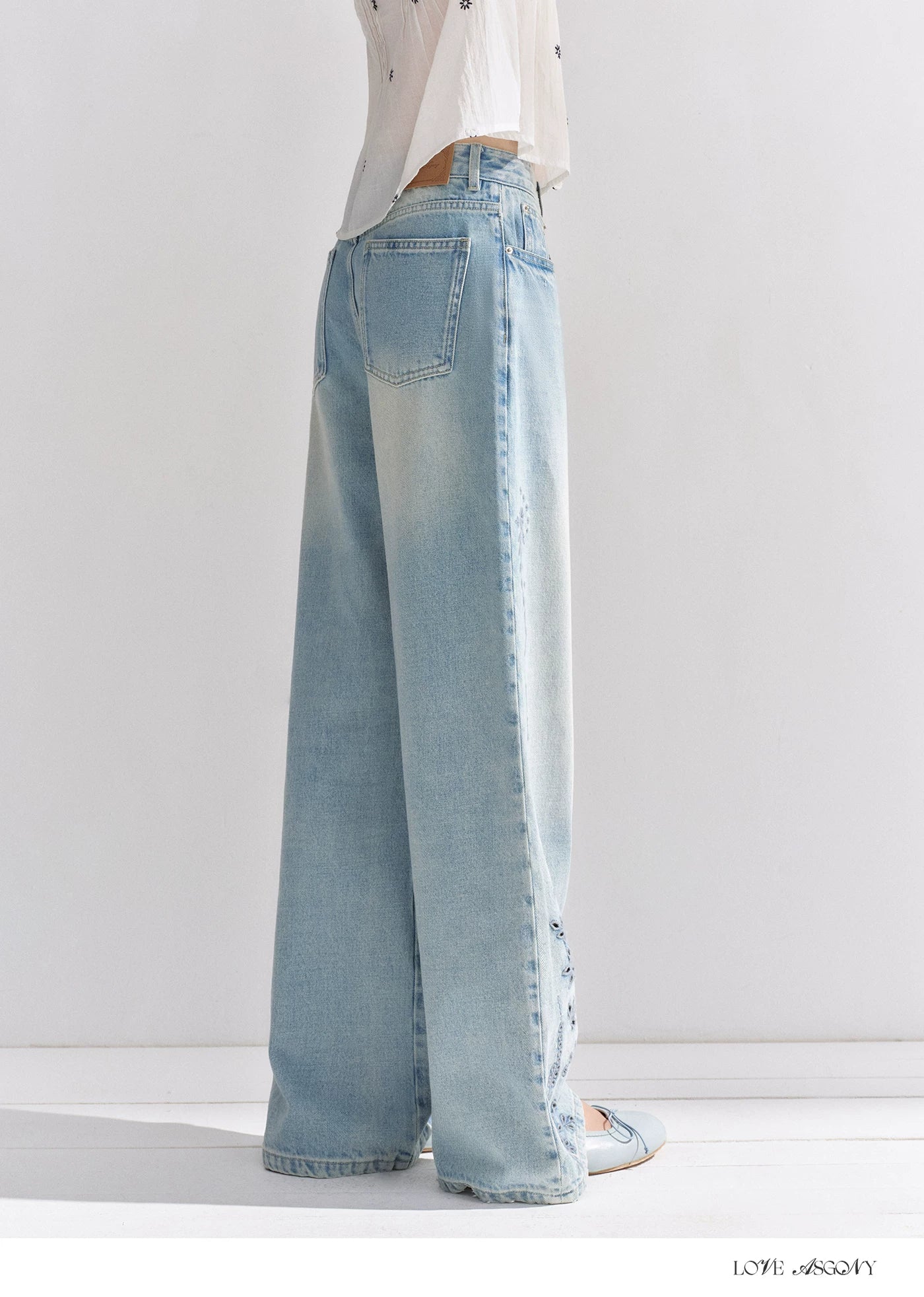 Embroidered Washed Wide-Leg Jeans