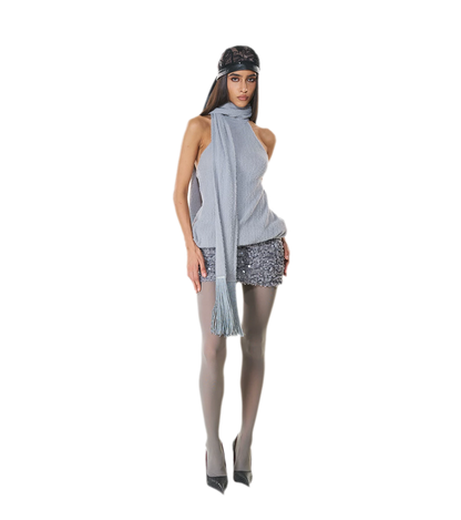 Robe pelucheuse à encolure dos nu et froncée
