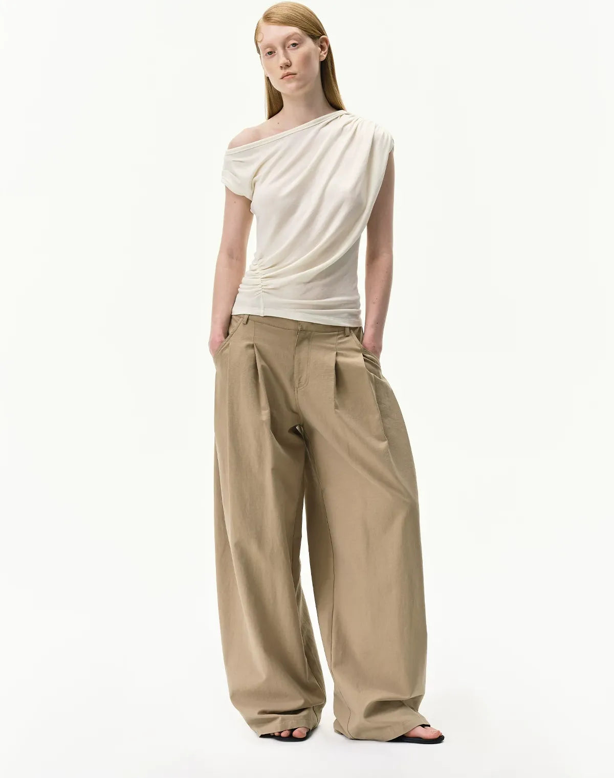 Curved Linen-Blend Pants