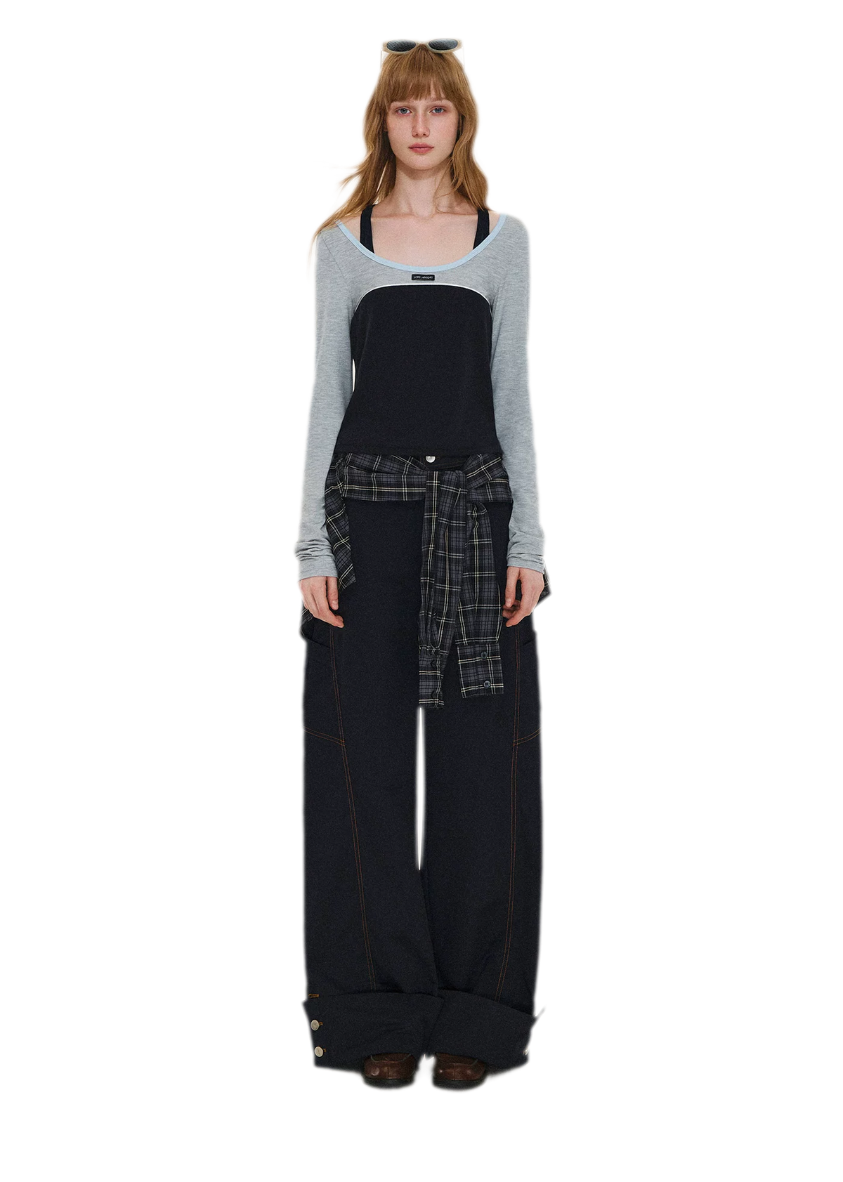 Pantaloni ampi a gamba curva lavati