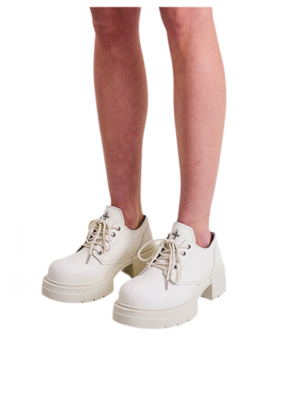 Statue Derby Shoes