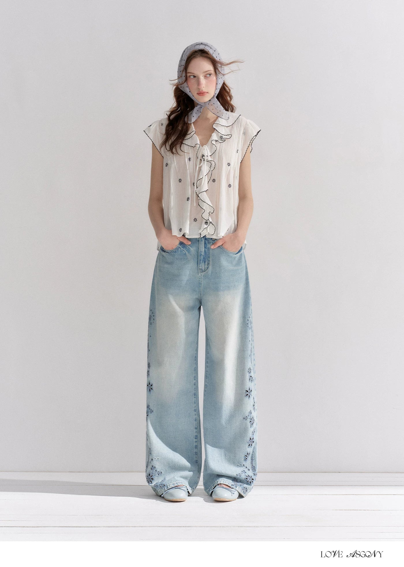 Embroidered Washed Wide-Leg Jeans