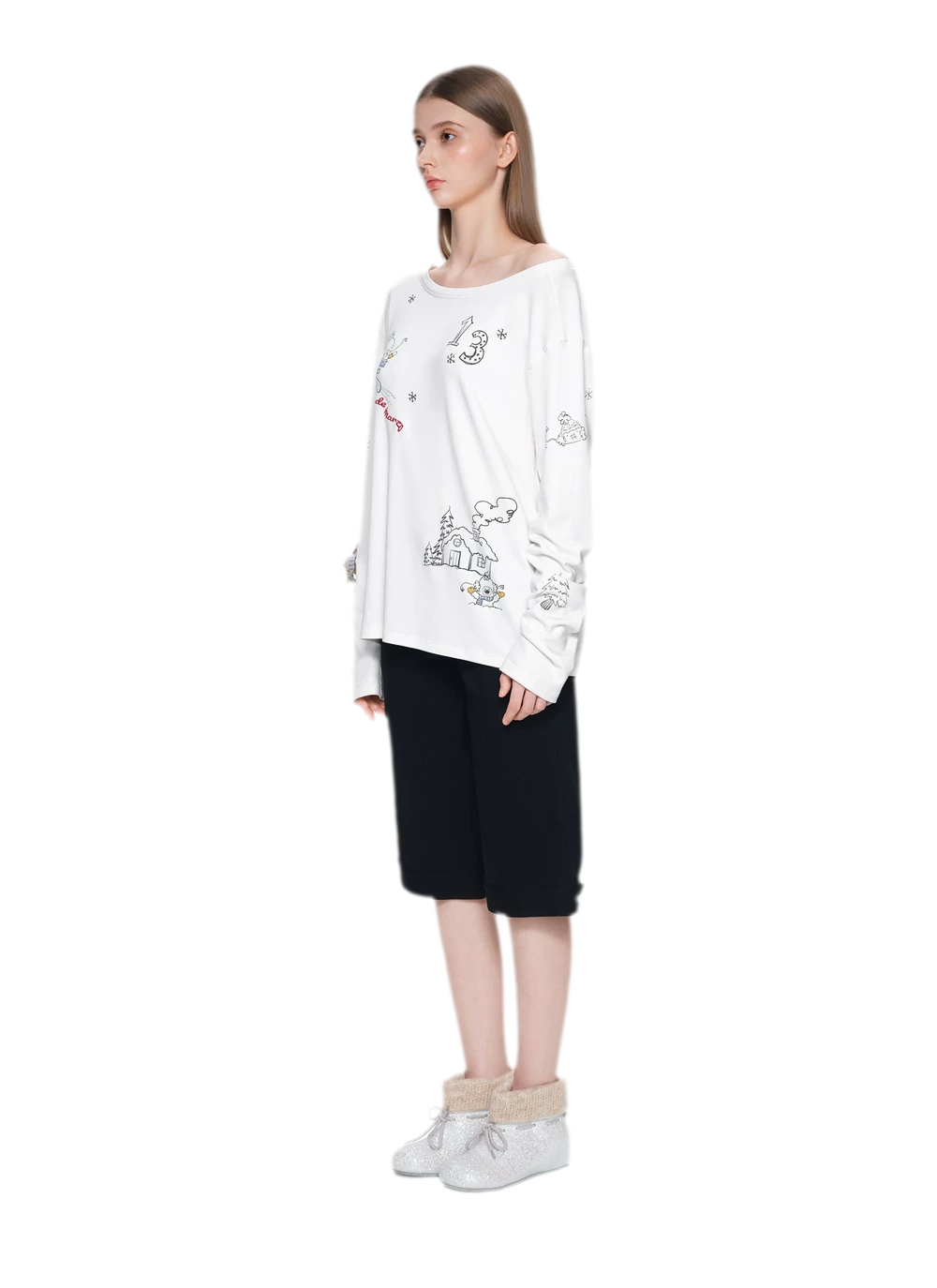 Graphic Off-Shoulder Long-Sleeve T-Shirt