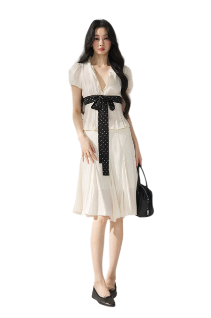 Tie Waist V Neck Tee