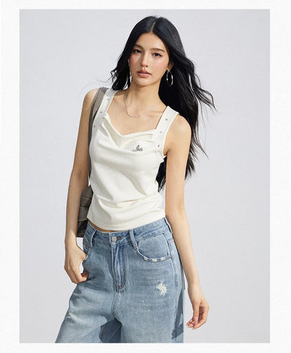 Star Pleated Sleeveless Top