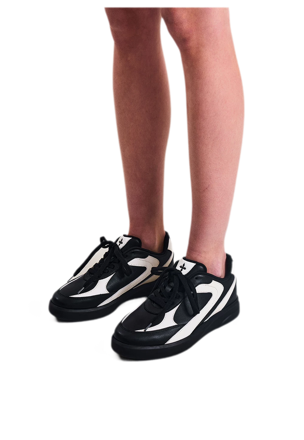 Phantom W Leather Sneakers