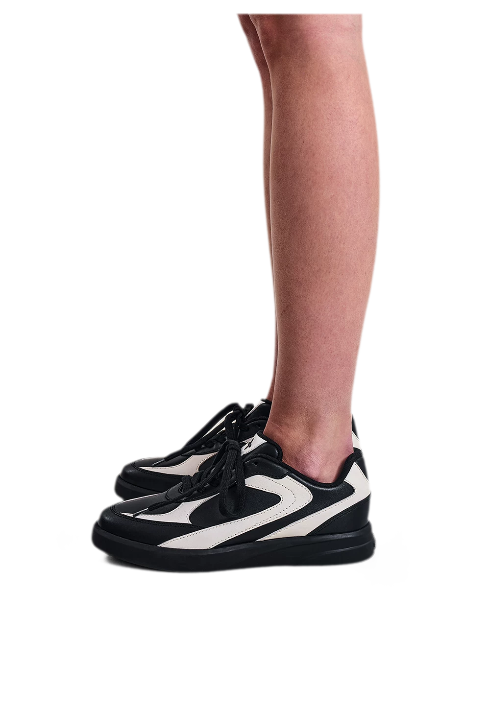 Phantom W Leather Sneakers