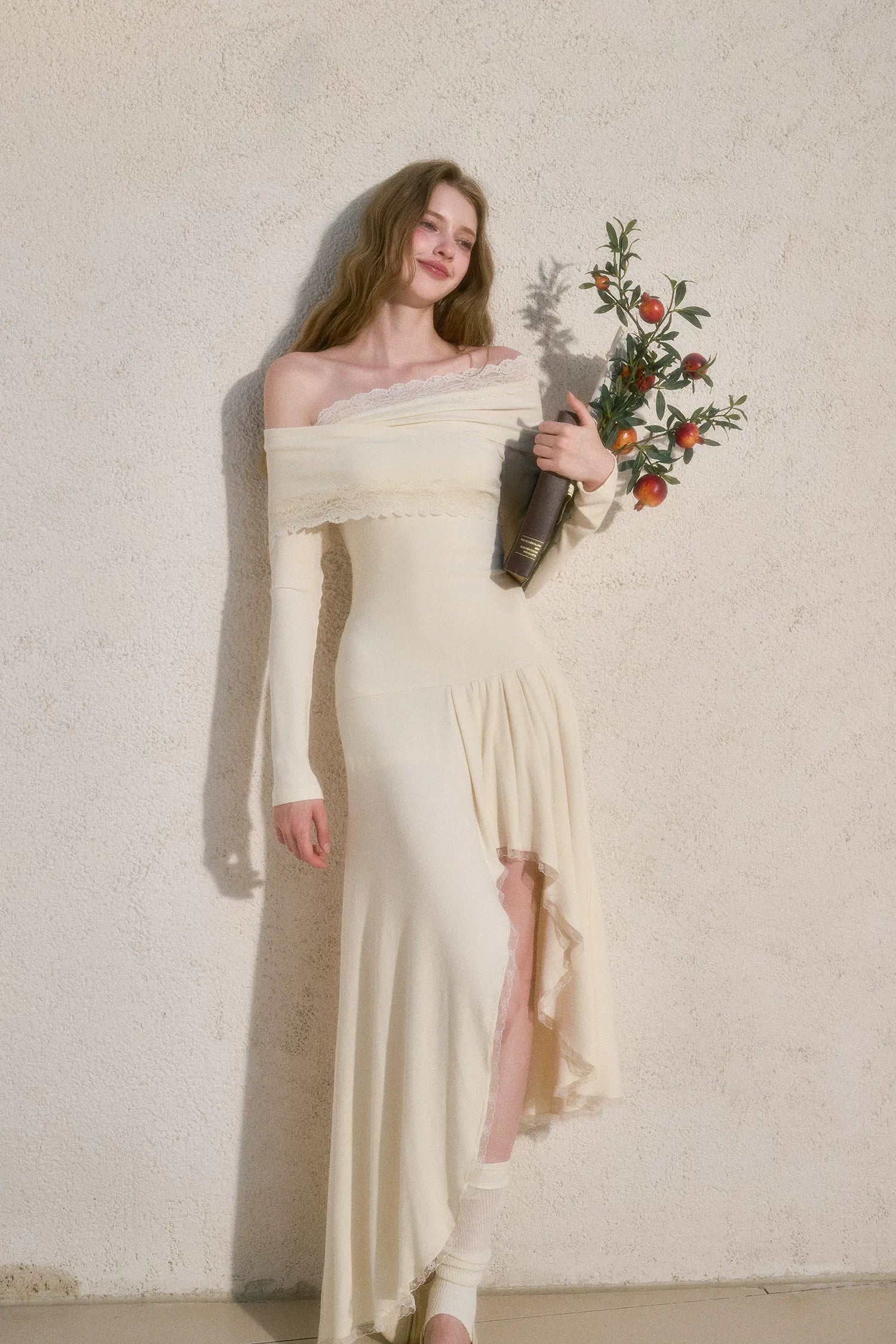 Lace One-Shoulder Fitted Dress
