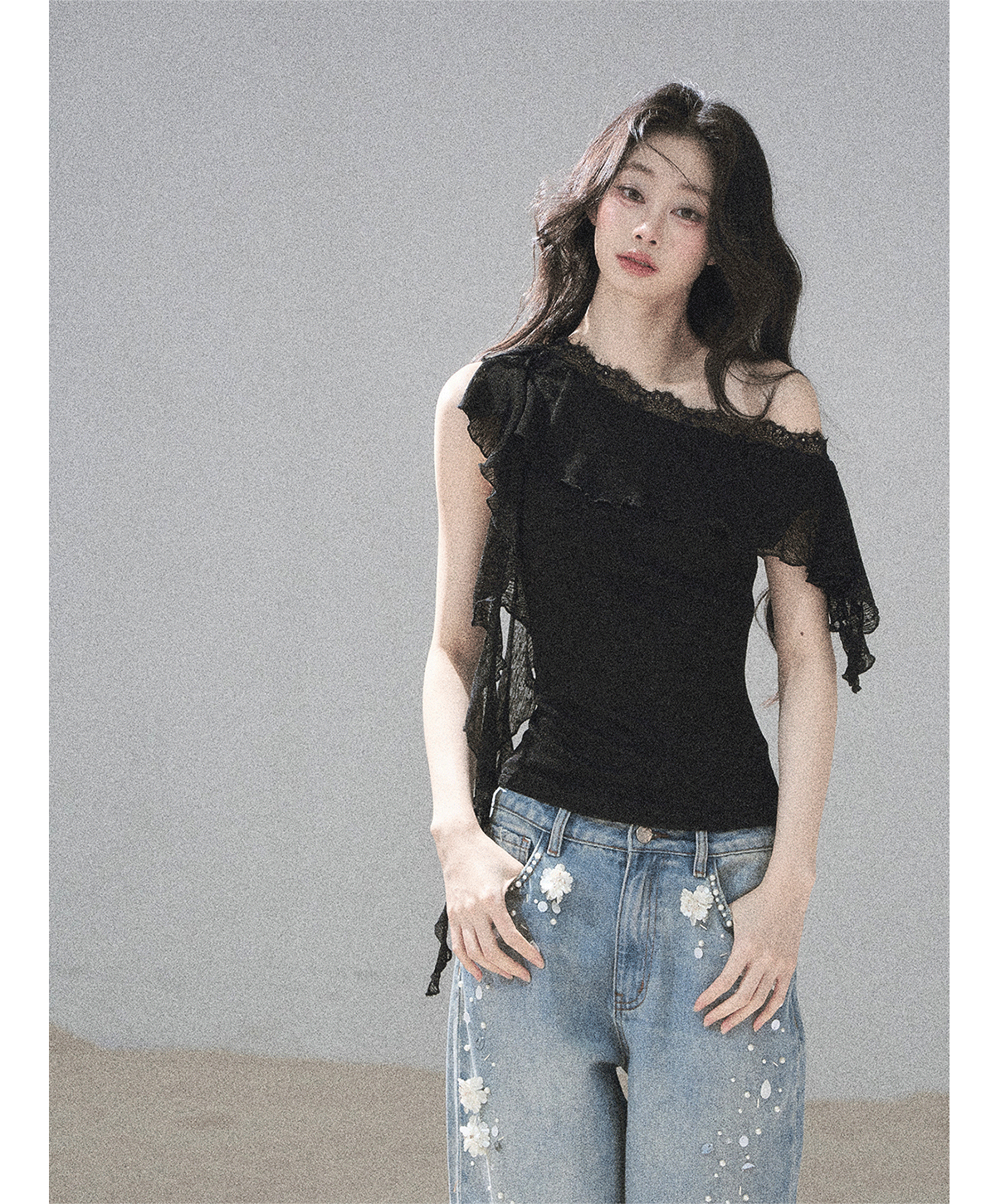 Lace One-Shoulder Crop Tee