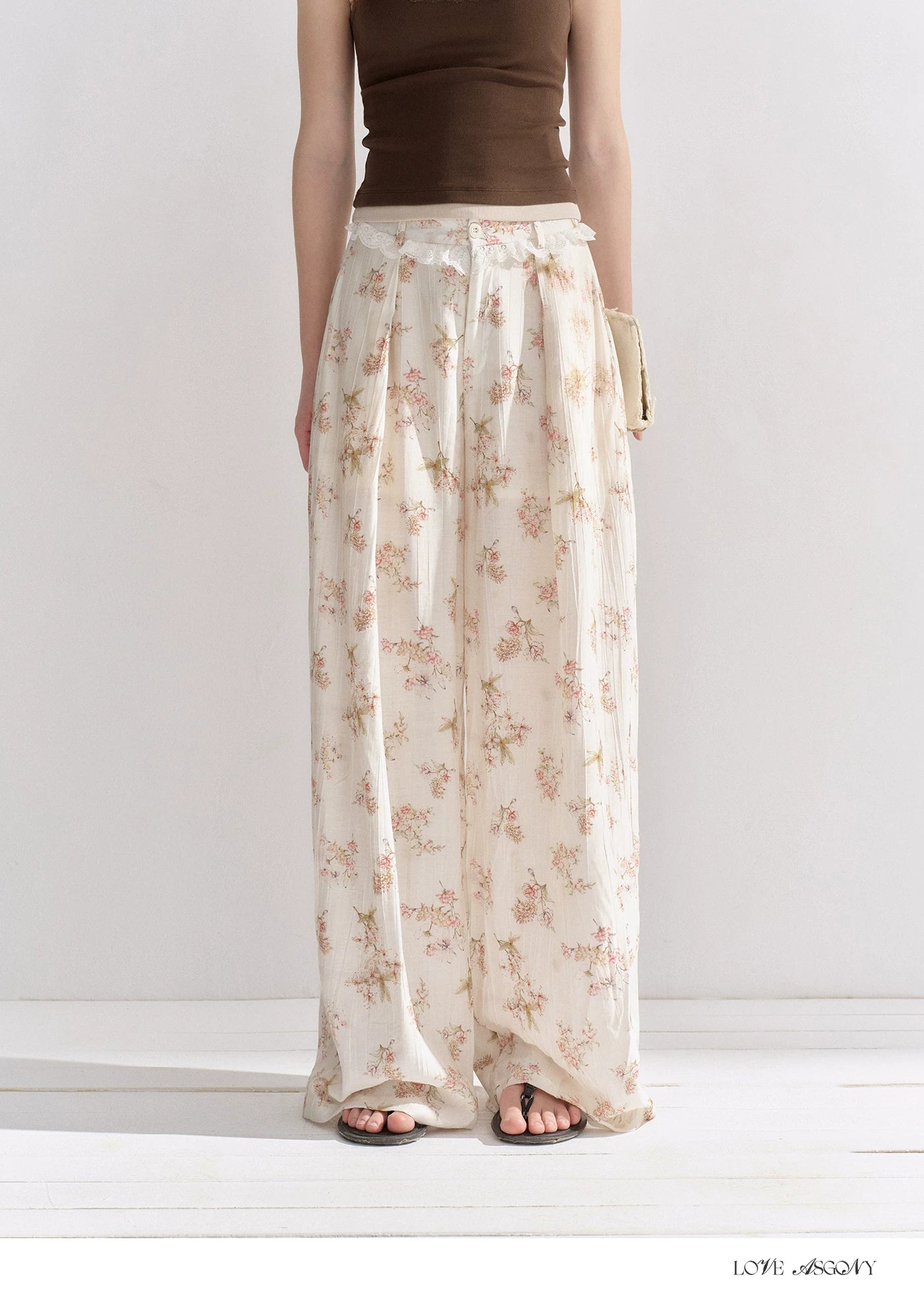 Lightweight Printed Wide-Leg Pants with Lace Waistband