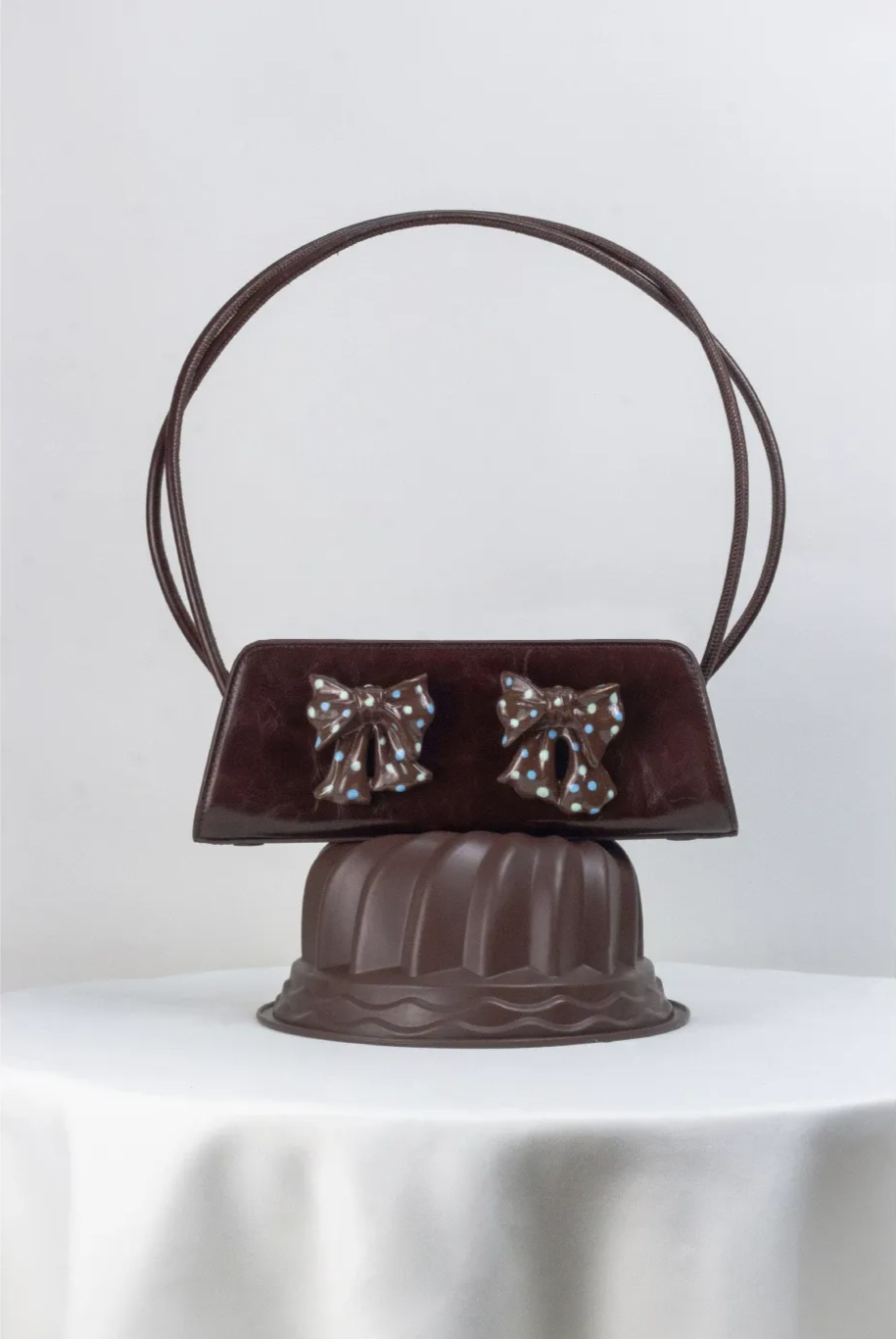 Ceramic Bow Leather Shoulder Bag