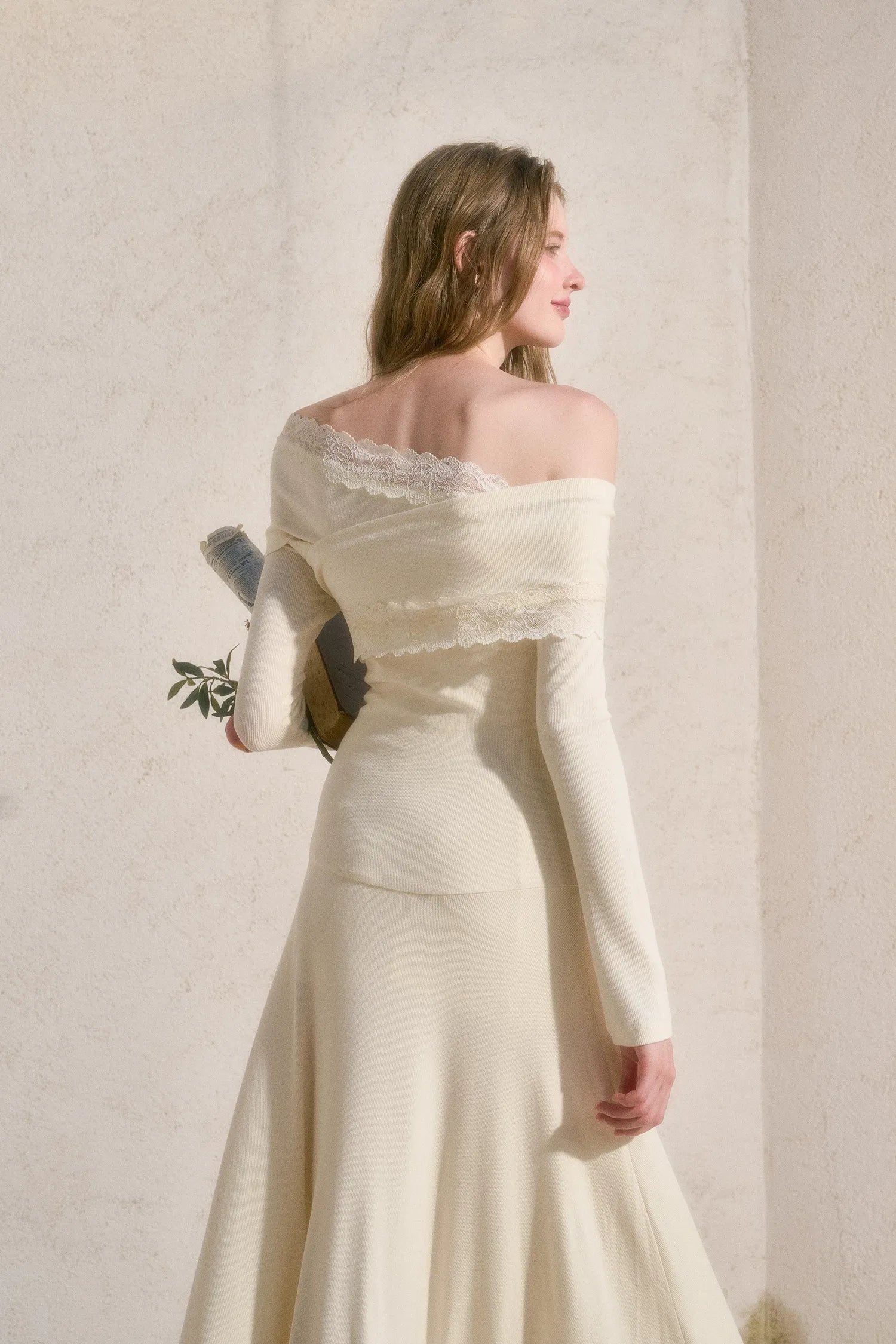 Lace One-Shoulder Fitted Dress