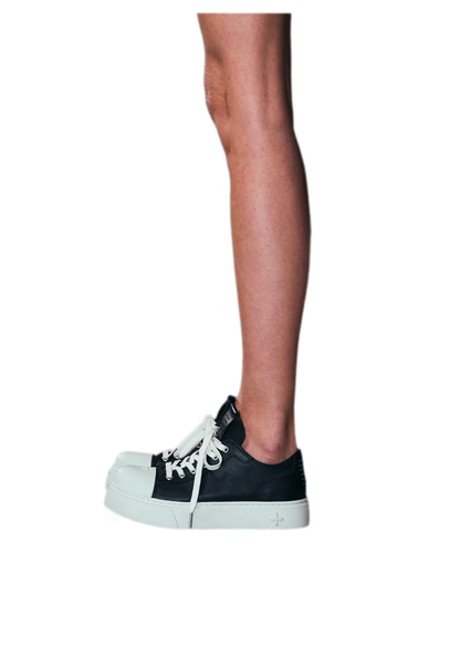 Classic Low-Top Leather Sneakers