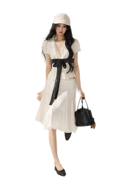 Tie Waist V Neck Tee